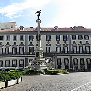 Life Naples