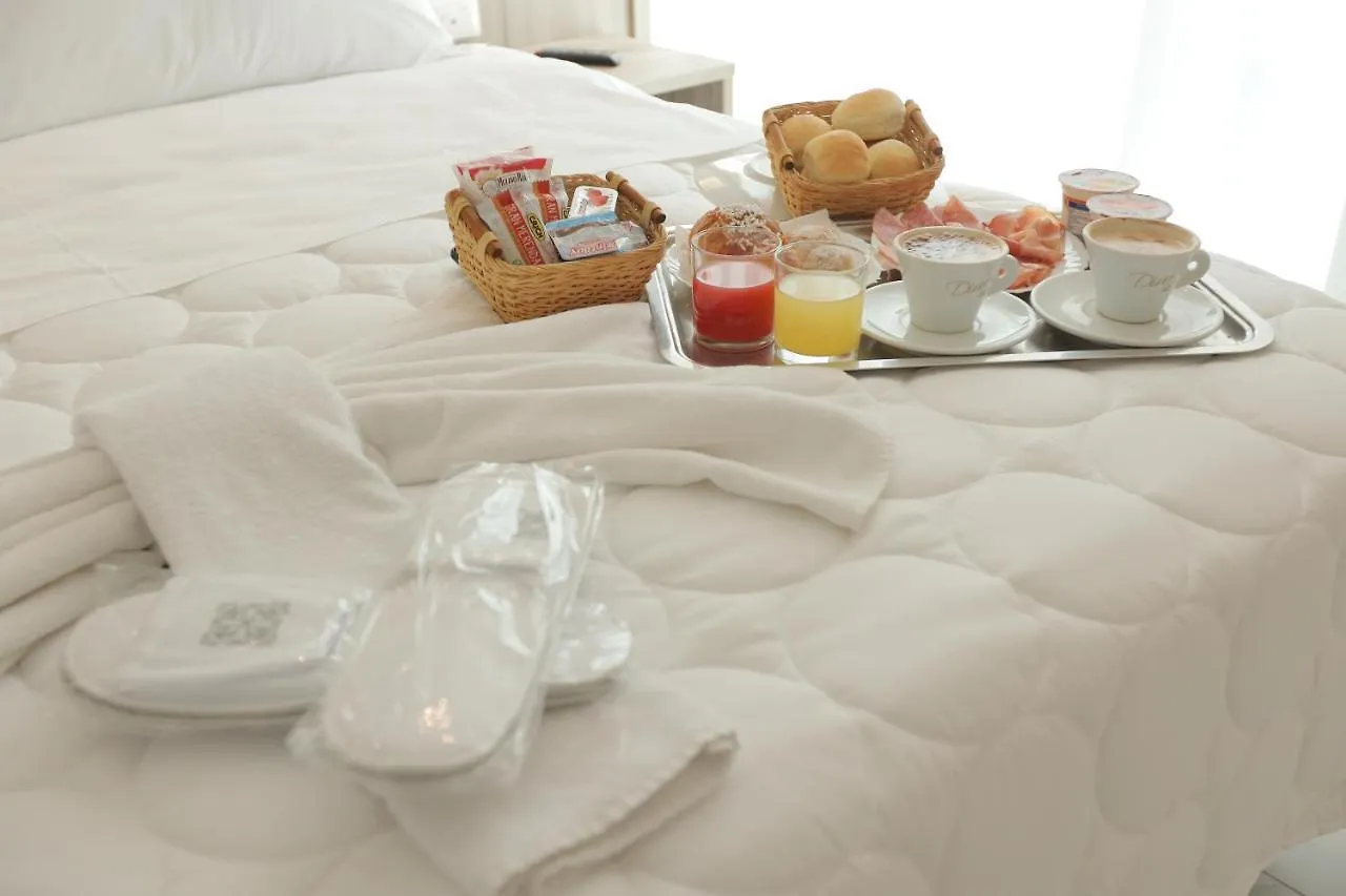 Hotel Garibaldi Naples