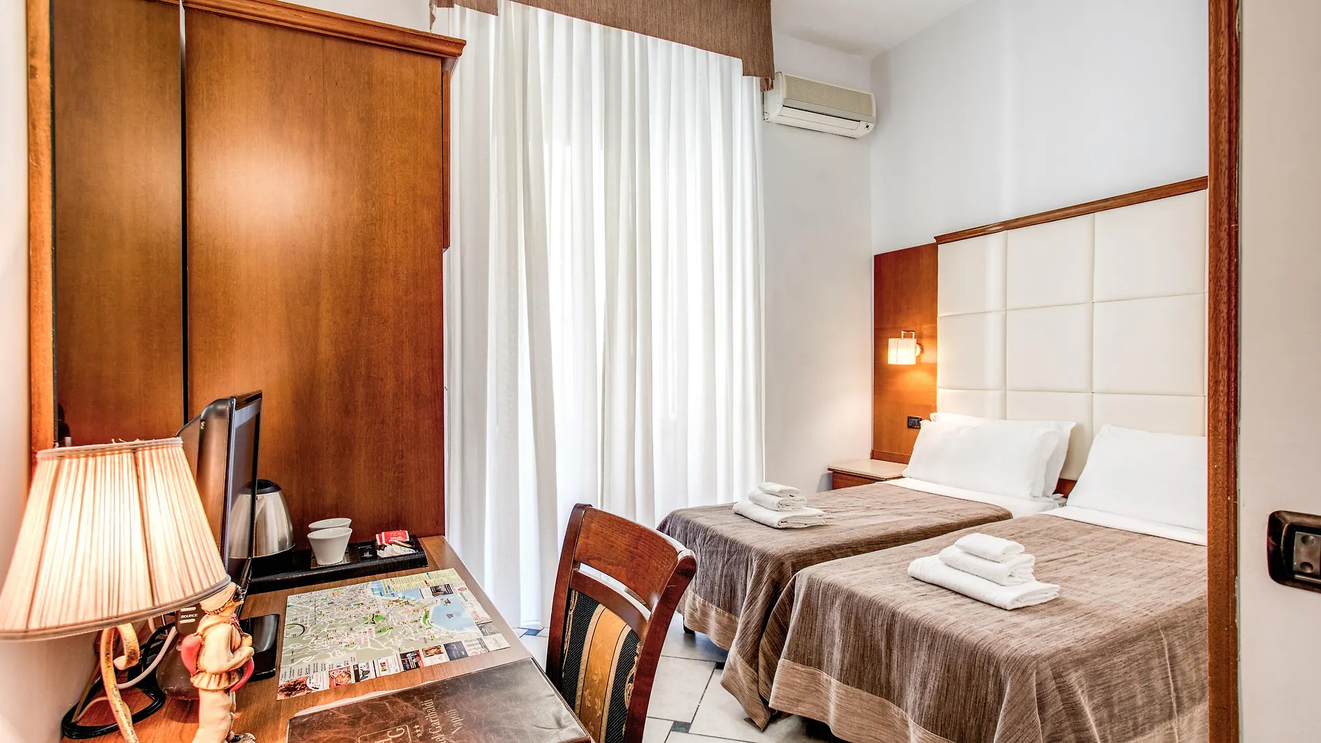 Hotel Garibaldi Naples Italy