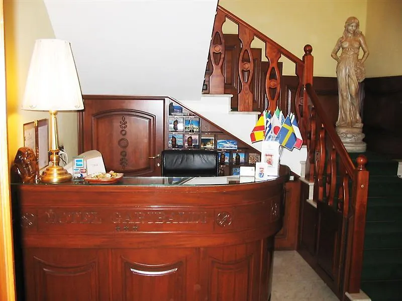 Hotel Garibaldi Naples